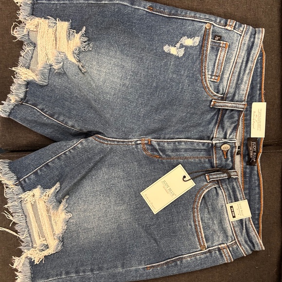 Judy Blue mid rise shorts. NEW! - Picture 1 of 3
